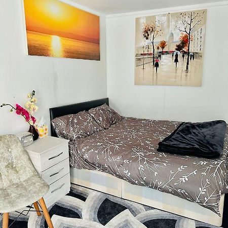 Jacob Apartamento Sutton  Exterior foto